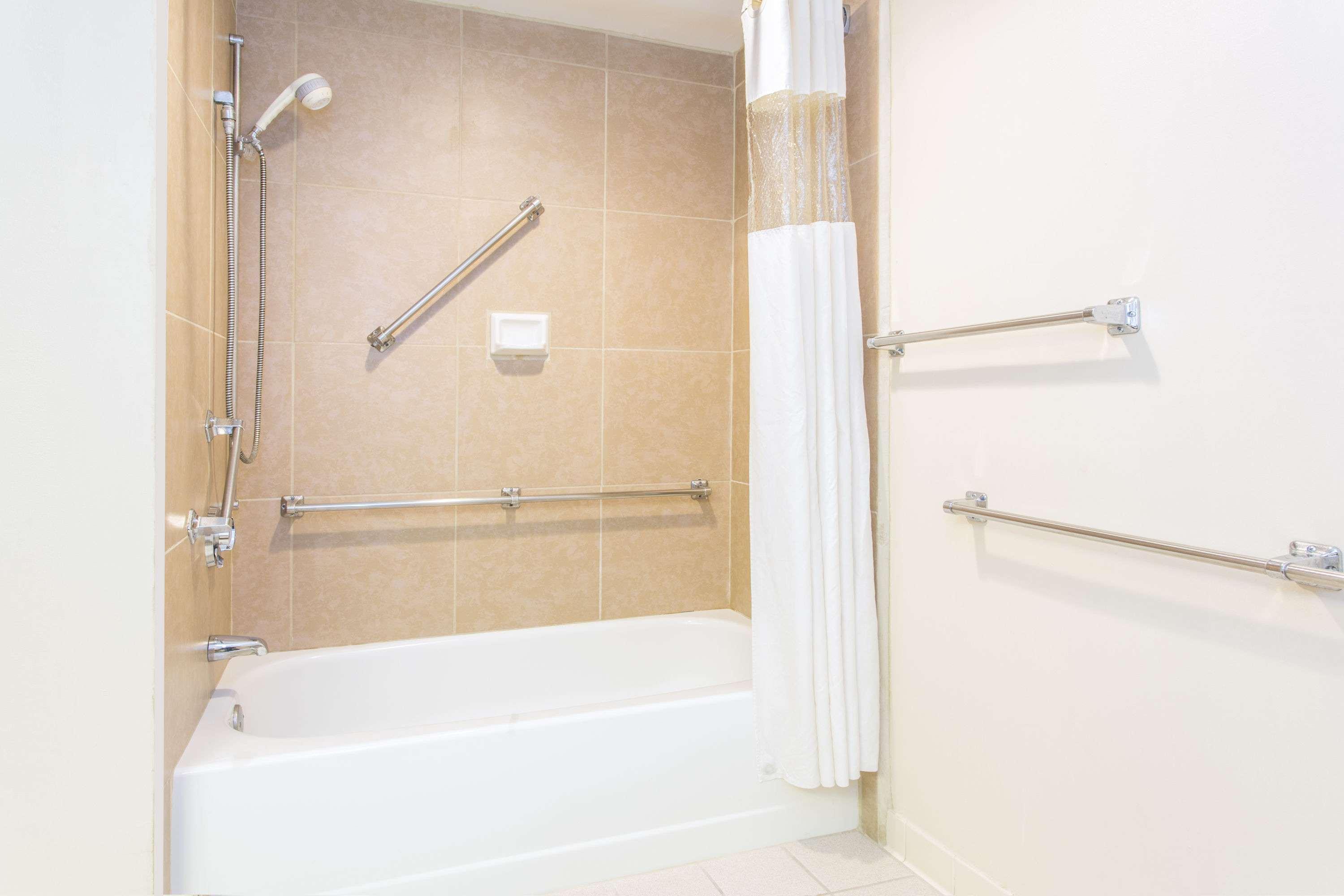 Baymont By Wyndham Cincinnati Sharonville Ngoại thất bức ảnh
