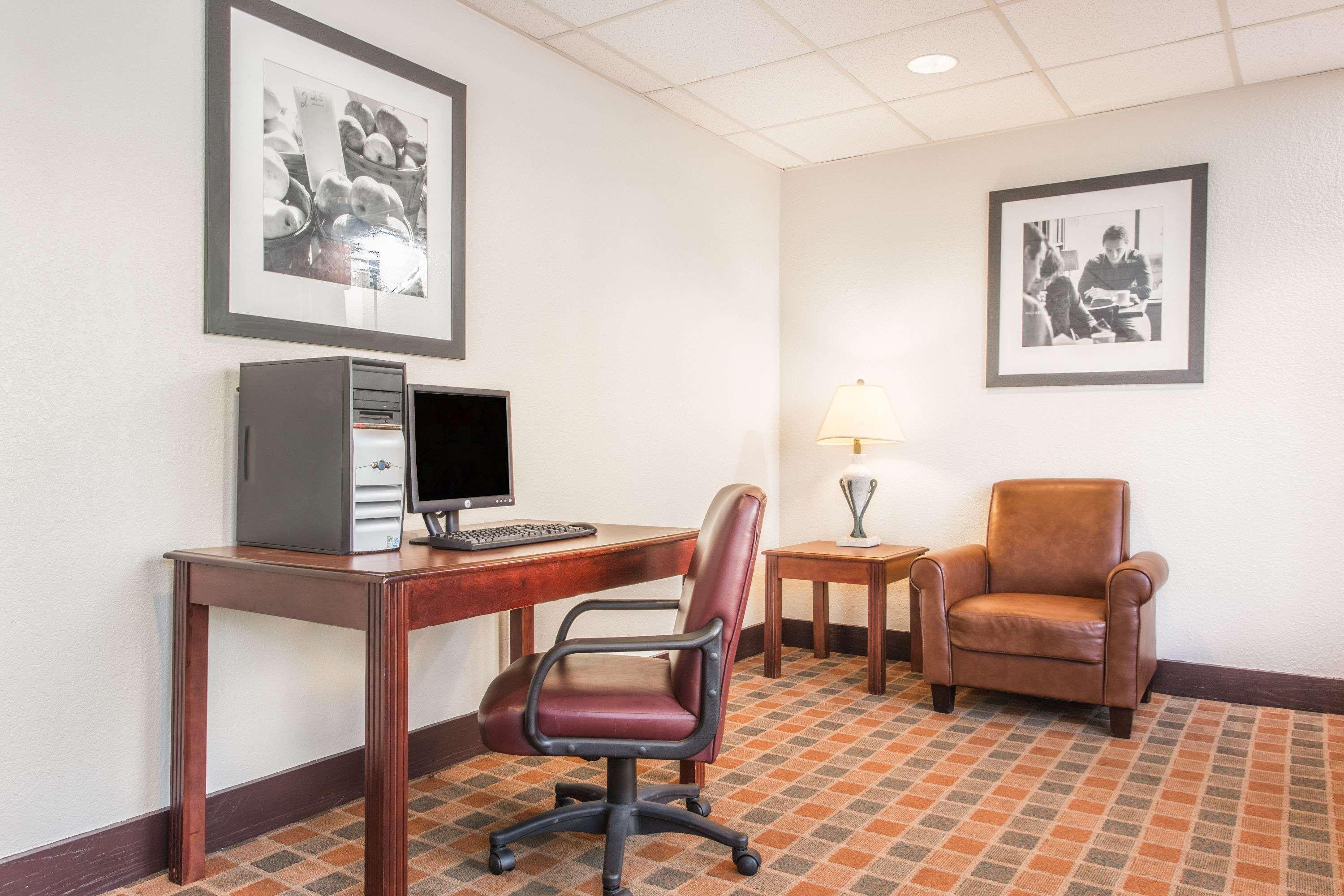 Baymont By Wyndham Cincinnati Sharonville Ngoại thất bức ảnh