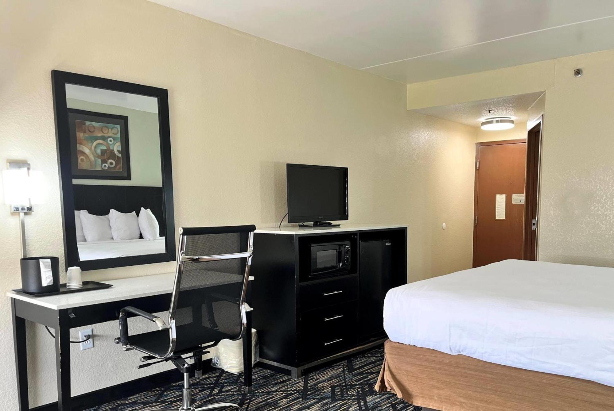 Baymont By Wyndham Cincinnati Sharonville Ngoại thất bức ảnh